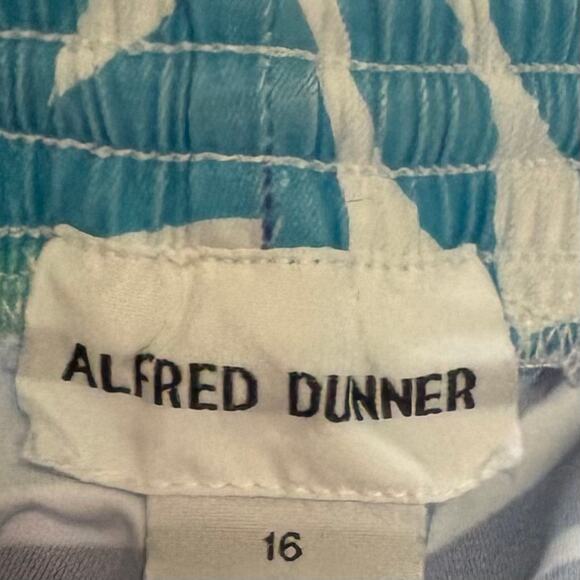 Alfred Dunner Tropical Print Cropped Pants Size 16 - Picture 9 of 10